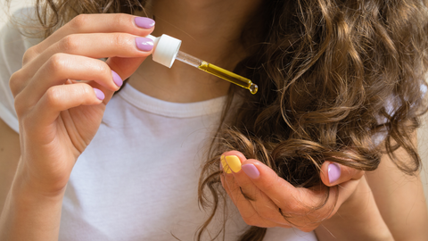 Black Seed Oil for Hair: Benefits and How to Use It